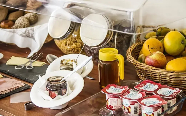 Internacional Azores Boutique