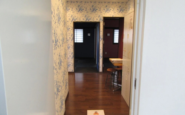 Guest house TIGA - Hostel