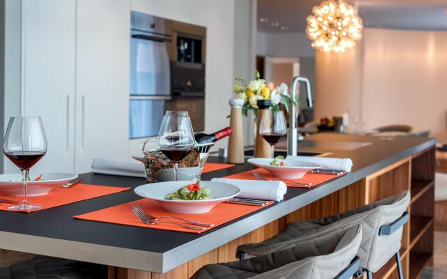 Crystal House Suite Hotel & SPA