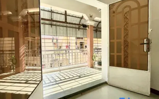 SKY Apartments - 50m to National Museum