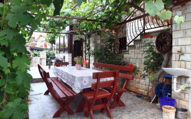 Nice Apartment Near the Sea Es3