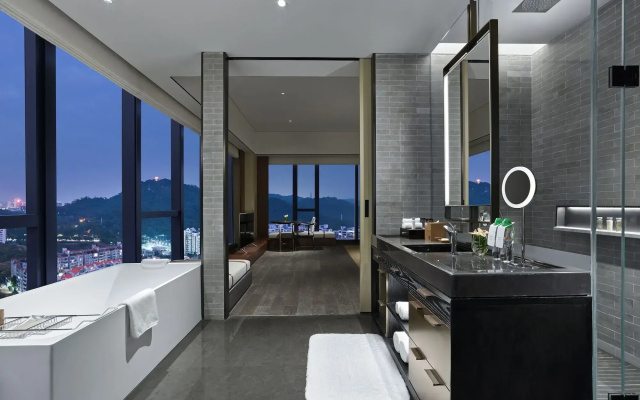 Intercontinental Dongguan by IHG