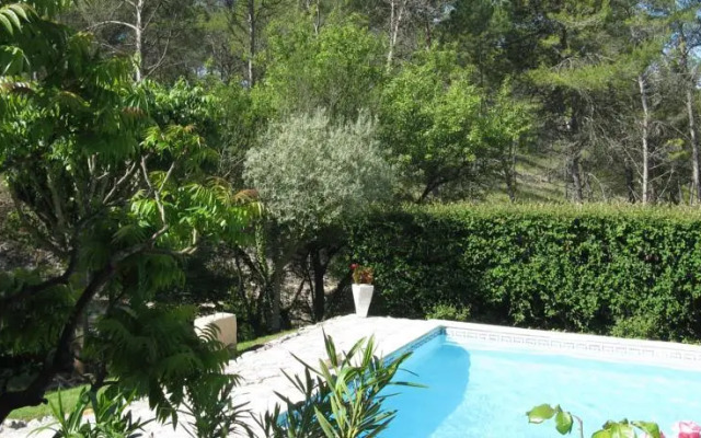 Les Restanques aux Oliviers