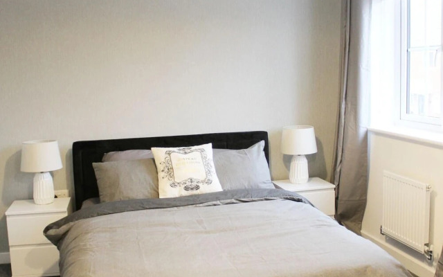 Beautiful 1-bed House in Peterborough