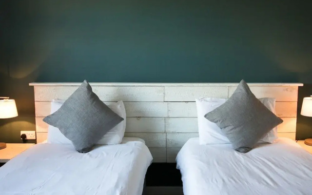 The Cliff House Hotel