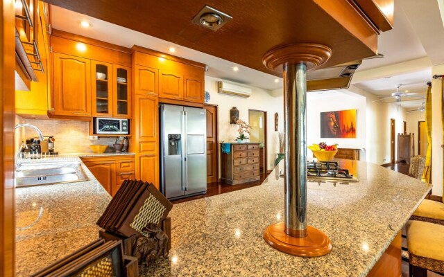 3 BR Pool Villa in Great Location CV3