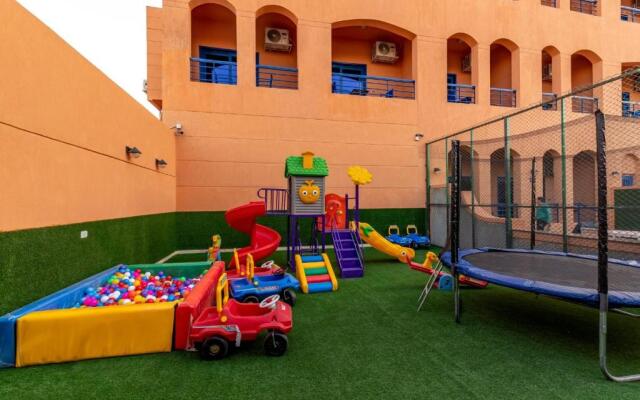 Royal Day Plaza Hotel