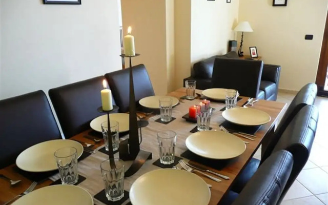 Clubhouse With 4 Bedrooms and 2 Bathrooms