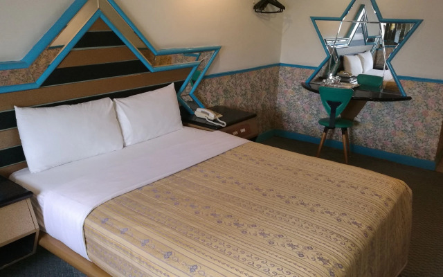 Ti Hwa Hotel