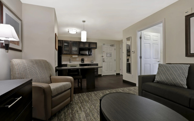 Candlewood Suites Indianapolis - South by IHG