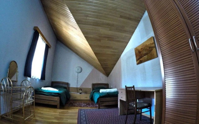 Classical Green Hostel