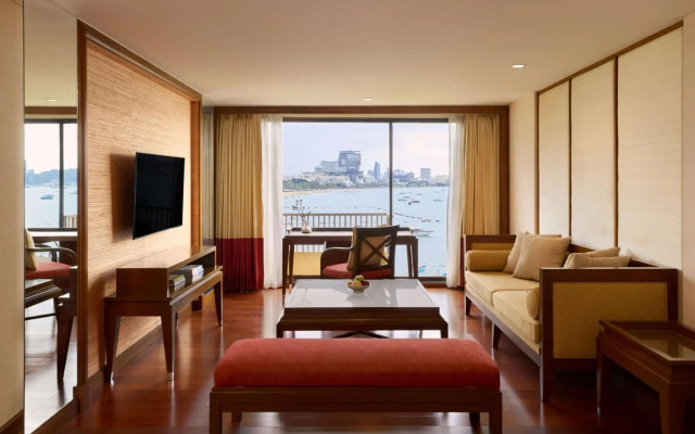 Dusit Thani Pattaya