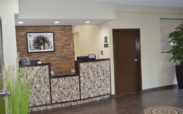 Spark by Hilton Kimball Hotel