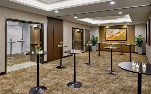 Courtyard by Marriott New York Manhattan/Midtown West