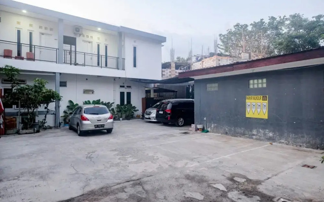 RedDoorz Syariah near Sleman City Hall 4