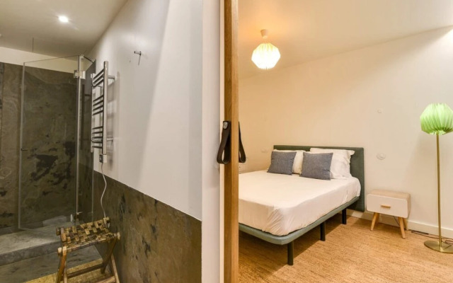 New Apartment With Easy Access in Traditional Area of Lisbon