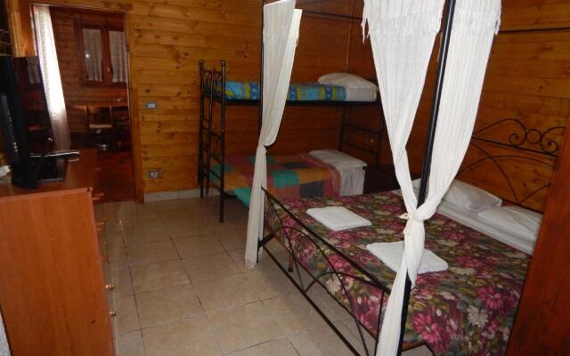 Bungalous Nella Campagna Di Roma Minimun 4 Persons