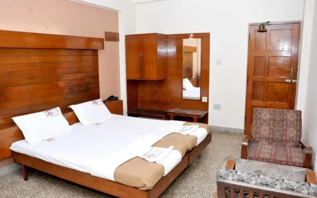 Pranam Comforts Lodge