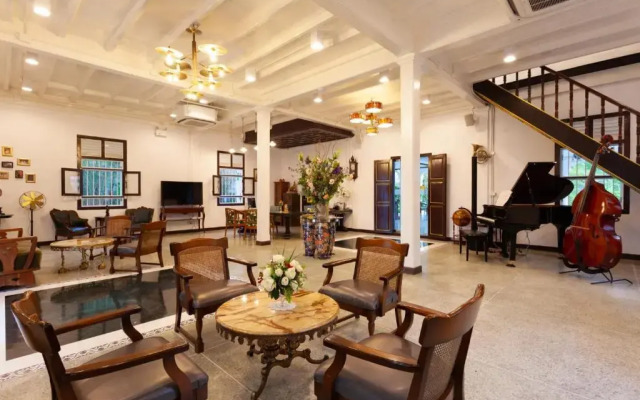Sound Gallery House - Hostel