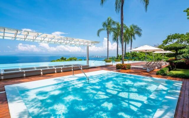 1004 AVALON - Amapas Luxury unit private pool