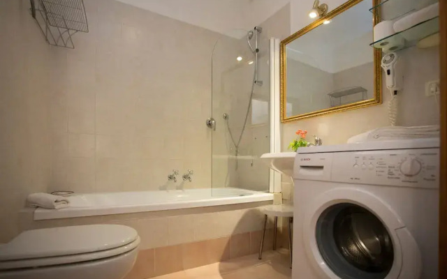 Spadolino Apt City Center