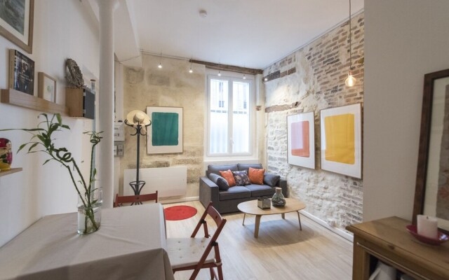 Characterful Bastille Hideaway