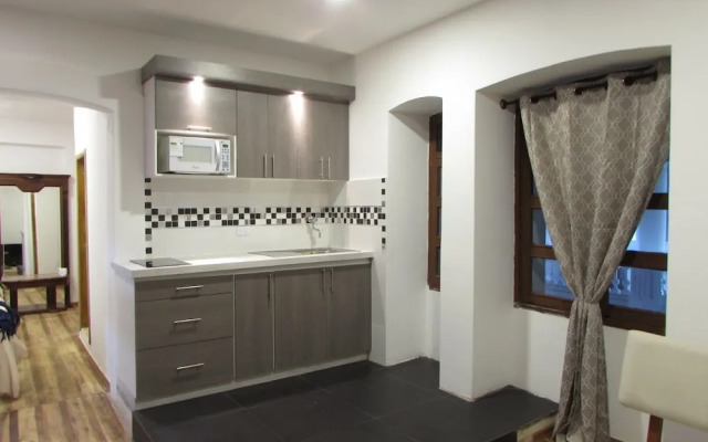 San Blas House & Suites