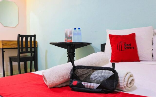 RedDoorz @ Punta Princesa Cebu City