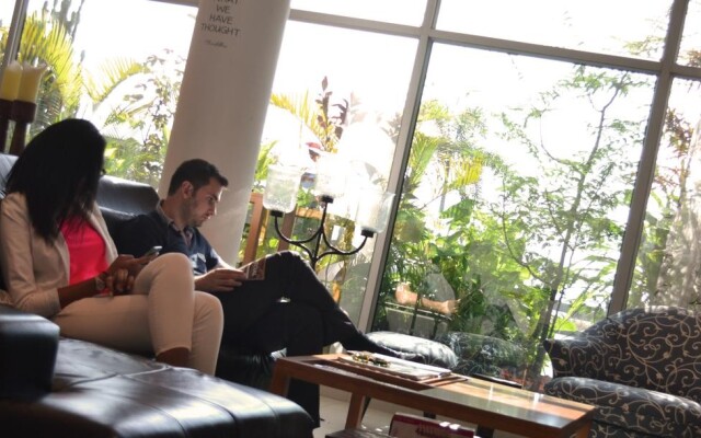 Отель Art House