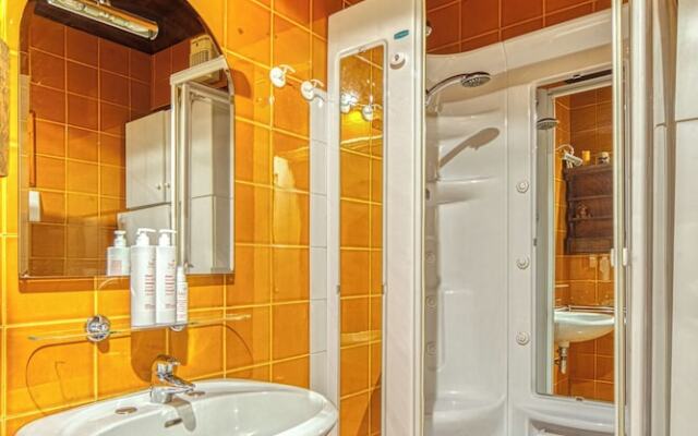 Piazza Maggiore Duplex Apartment