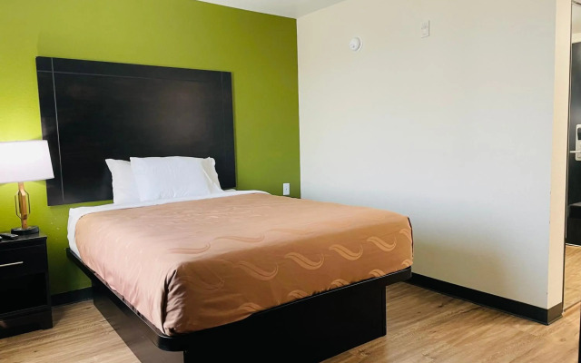 Quality Inn & Suites Lake Charles South