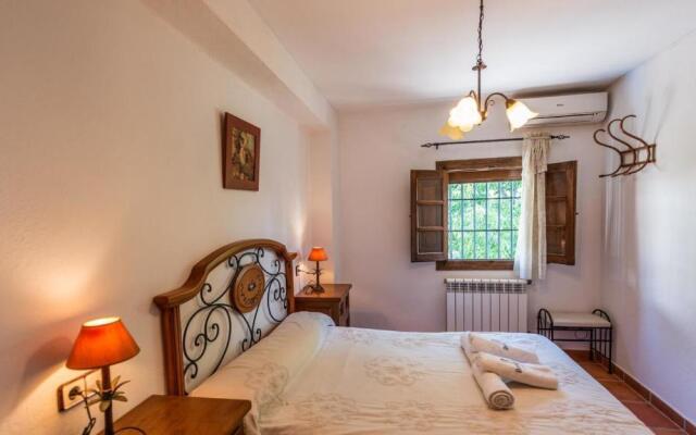 Casa Rufino Iznajar by Ruralidays