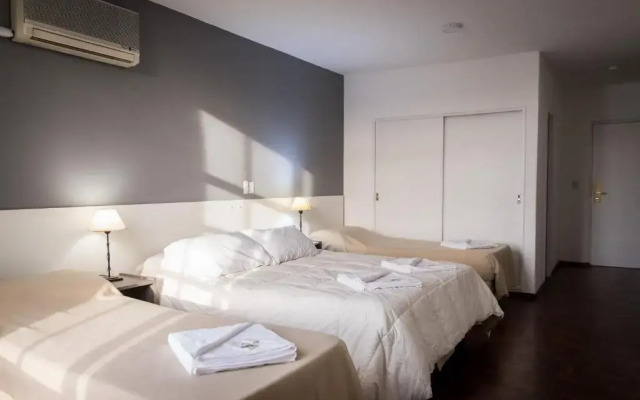 Hotel 376