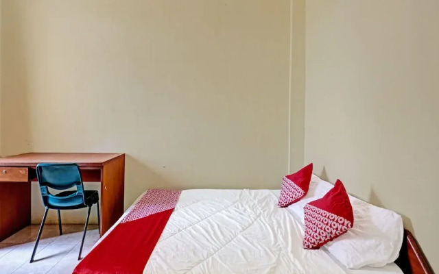 OYO 91636 Kak Dadut Homestay