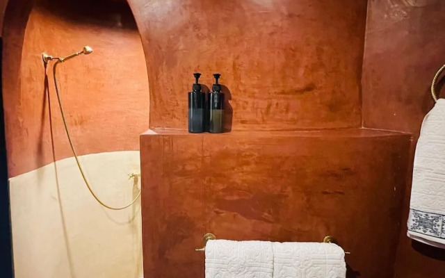 Riad Bjoujna