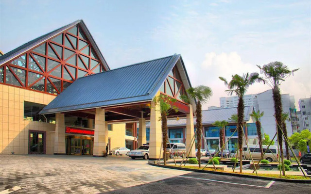 Yunsong Garden Hotel