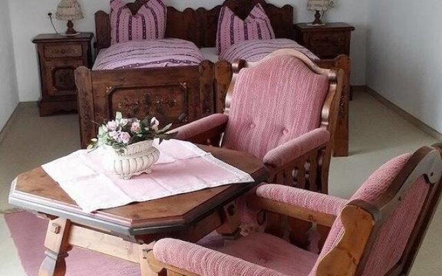 Gast- und Pensionhaus Zur Linde