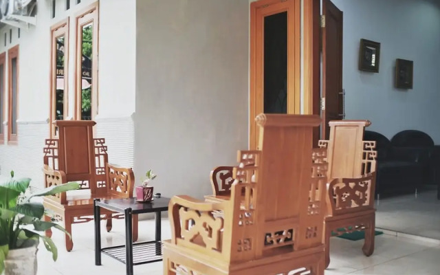 Kurnia Homestay by Symphony
