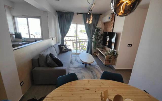 AP187 Coronado 78 - Parador