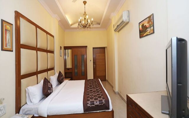 OYO 10750 Hotel Vivek