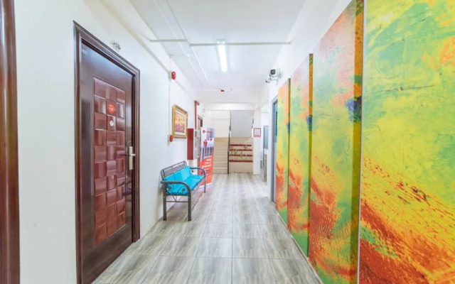 RedDoorz near Veterans Memorial Medical Center