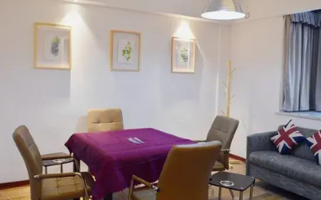 Lingxiu Hotel