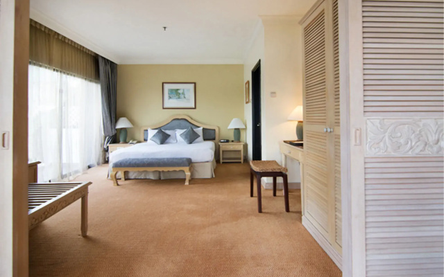 Mines Beach Resort