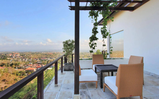 Awanti Villa