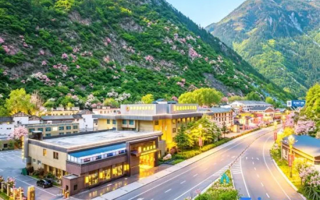 Welcome to Rundou International Hotel, Jiuzhaigou