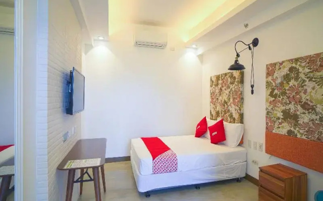 The Greenhive Hotel by OYO Rooms