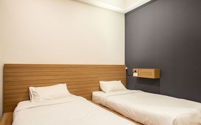 Stay@kata Poshtel