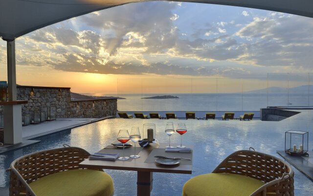 Myconian Korali Relais & Chateaux Hotel