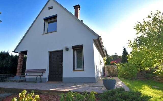 Modern Holiday Home in Güntersberge With Fish Pond