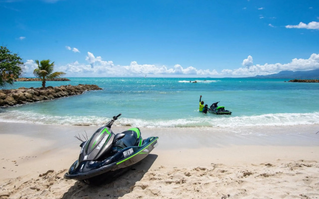 Hotel Arawak Beach Resort